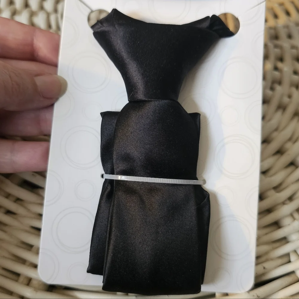 Wonder Nation Black Tie and Pocket Square Set
